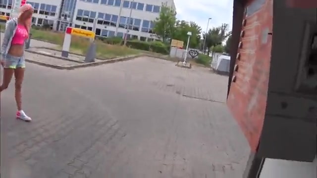 Video thumbnail